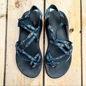 Women's Chaco Teal ZX2 Size 9 Athletic Sandals with Toe Loop